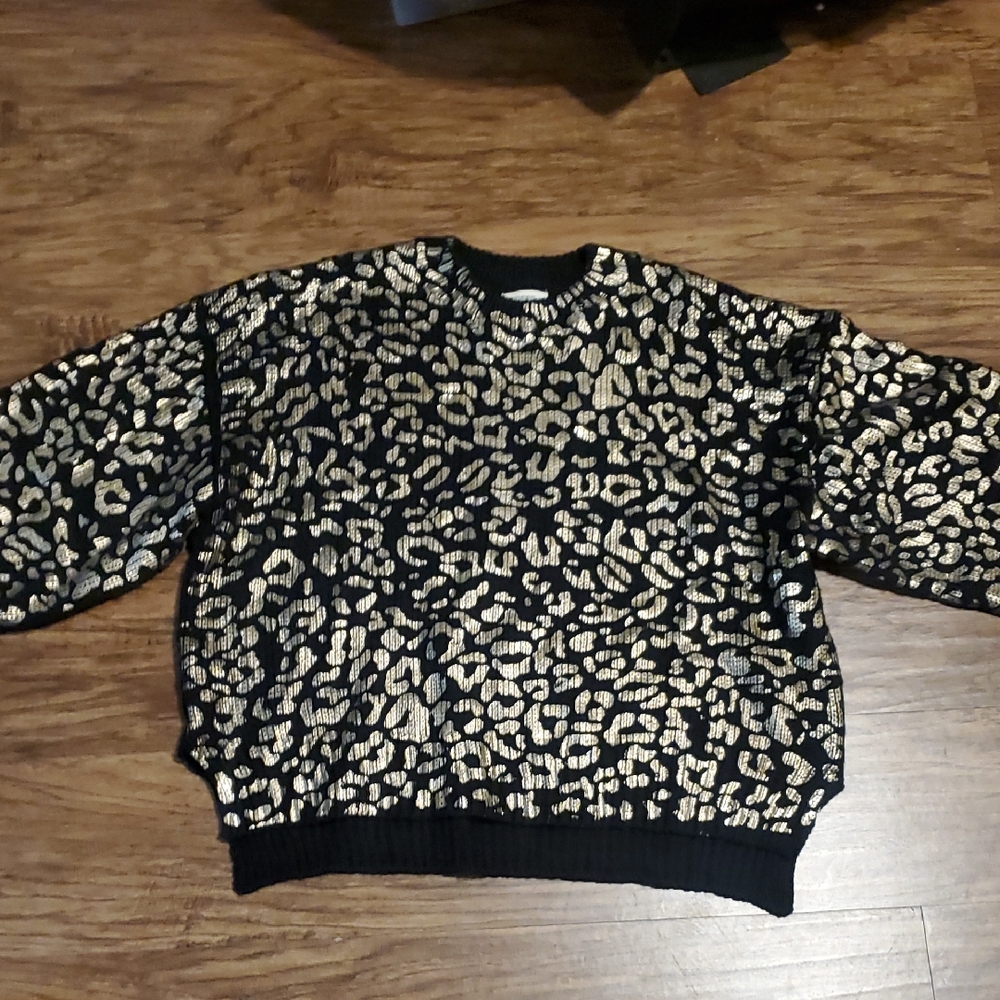 Anthewhy Elegant Black and Gold Crewneck Sweater M/L